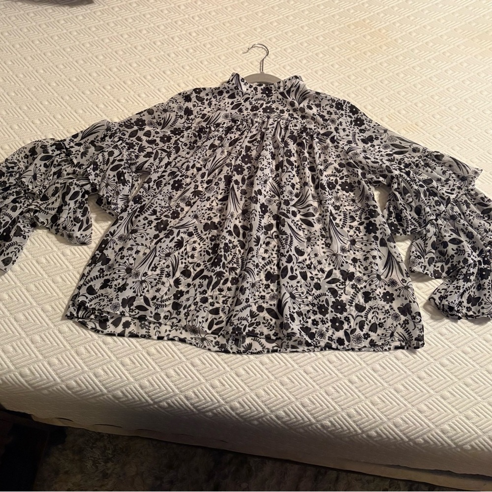 Nanette Lepore Black and White Ruffled Long Sleeve Blouse